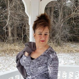 Meet your Posher, Theresa